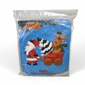 Santa Claus Reindeer Christmas Felt Wall Hanging Craft Titan Needlecraft No‎ 771